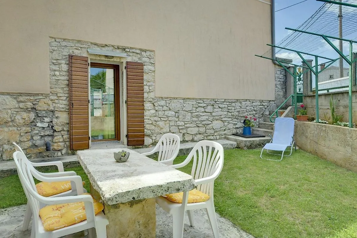 Holiday Home Batelani Barban