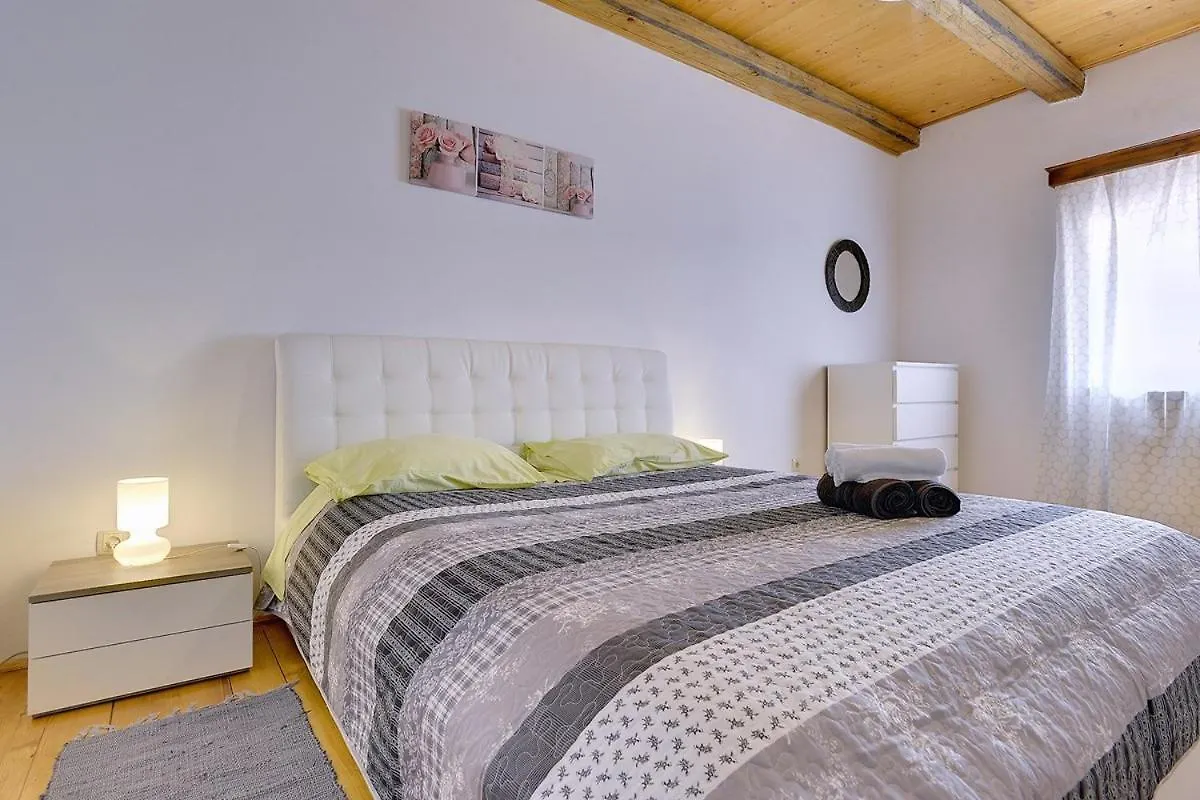 Holiday Home Batelani Barban 0*,  Chorvatsko