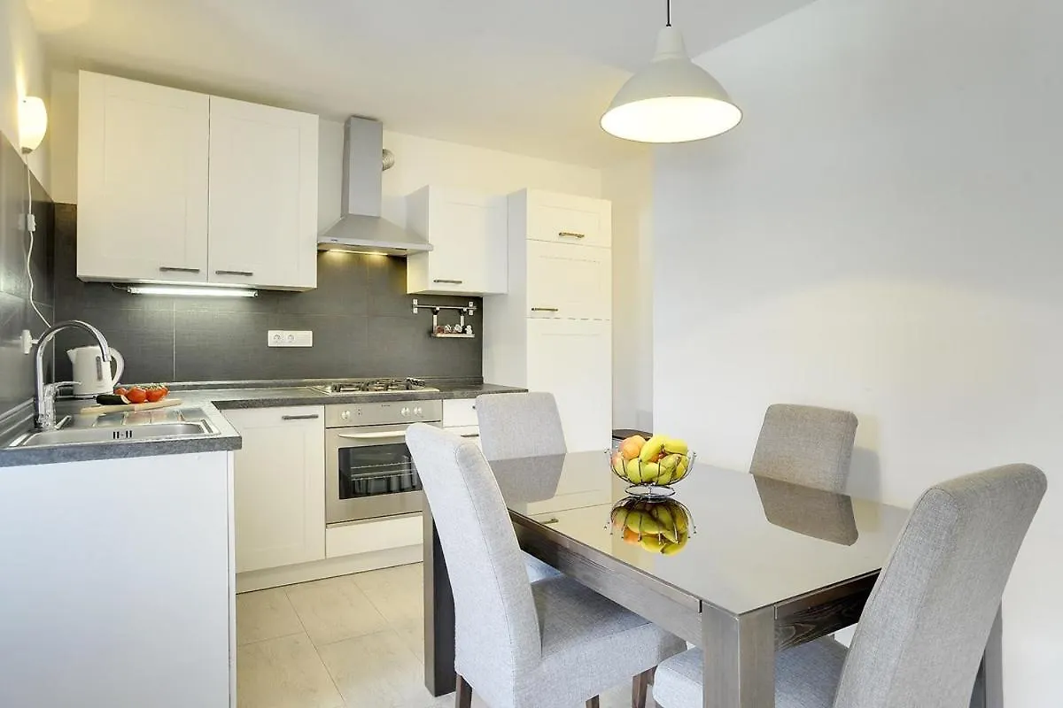 Holiday Home Batelani Barban Kroatien