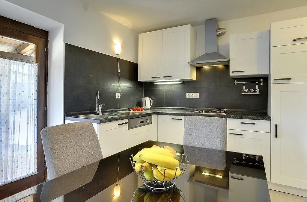 Holiday Home Batelani Barban